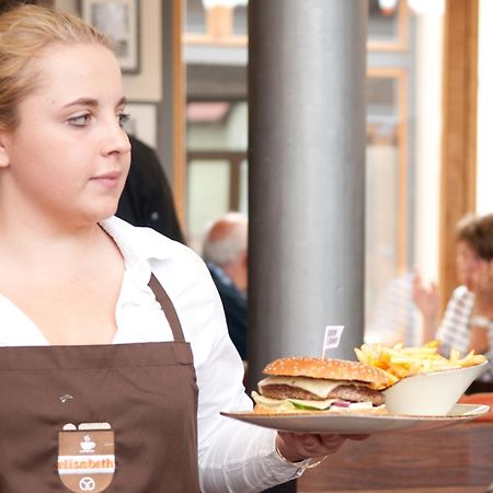 Готель Cafe Elisabeth Муттерштадт Екстер'єр фото